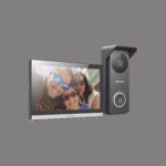 KIT DE VIDEOPORTERO HIBRIDO TURBOHD CON PANTALLA LCD TOUCH DE 7" WI-FI / FRENTE DE CALLE PARA EXTERIOR METALICO / 720P (1 MEGAPÍXEL )117° DE VISIÓN (GRAN ANGULAR) / LLAMADA A APP HIK-CONNECT - Imagen 2
