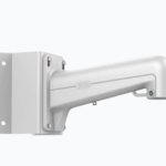 MONTAJE DE ESQUINA PARA DOMOS PTZ EPCOM Y HIKVISION